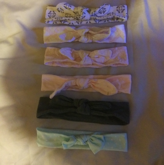 Bundle of infant headbands - Picture 4 of 4